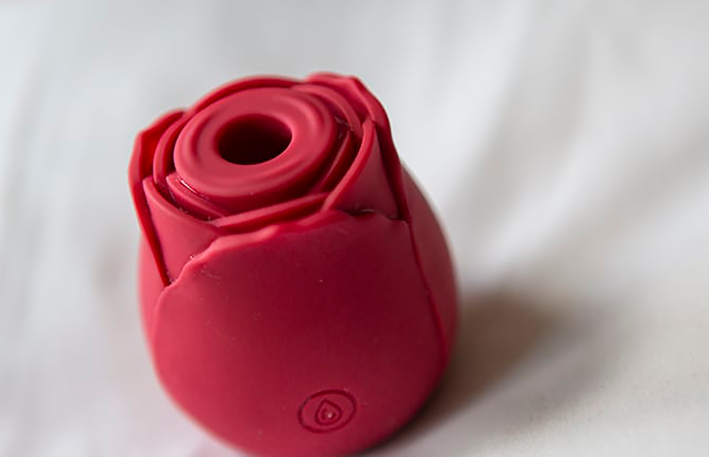 7-Funtion Silicone Clitoral Rose Vibrator with Vibrating Tongue